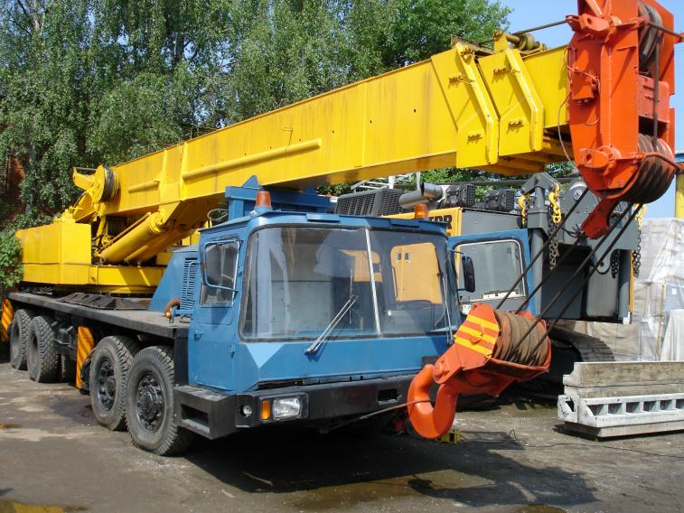  Автокран "Январец" КС-6471 г/п 40 тонн 