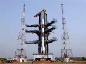 Индийская ракета вывела на орбиту десять спутников