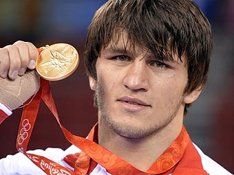 Российский борец завоевал золото Олимпиады-2008