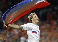 Немецкий производитель спортивного инвентаря Adidas стал спонсором сборной России по футболу.