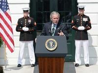 Буш намерен вывести из Ирака батальон морских пехотинцев и перебросить его в Афганистан