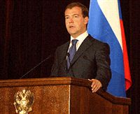 Медведев подписал закон о проносе адвокатами техники в СИЗО, принятый со второй попытки