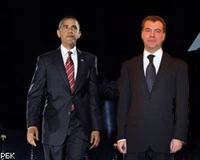 Д.Медведев и Б.Обама провели телефонную беседу
