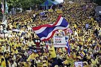 Тайская оппозиция покинула аэропорт Бангкока