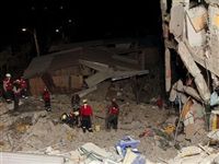 Количество погибших от землетрясения в Эквадоре растет, президент объявил о повышении налогов