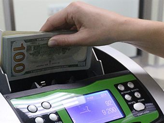 Туркмения ужесточила валютные ограничения 