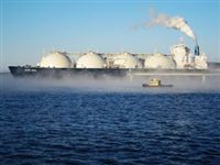 Экологи выступили против прибытия второго танкера с СПГ из США в Европу