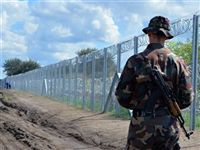 Венгрия открыла 3 тысячи вакансий "пограничных охотников" для борьбы с нелегальными мигрантами