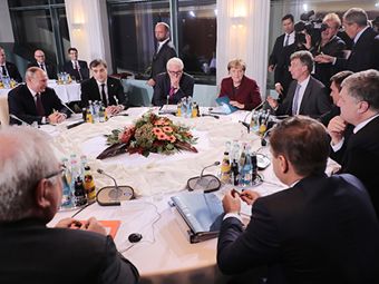 Встреча в Берлине нужна была Меркель и Олланду для спасения своей репутации