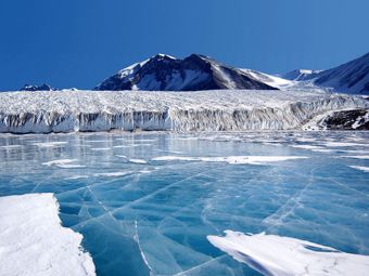 Антарктика: битва за экологию или за деньги?