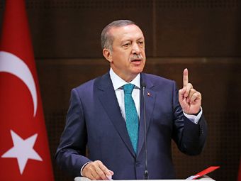 Эрдоган призвал граждан Турции менять доллары на лиры