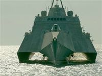 Хуже, зато вдвое дороже: Bloomberg рассказал о новых кораблях ВМС США
