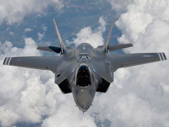 Истребитель F-35 вступил в схватку за новые миллиарды