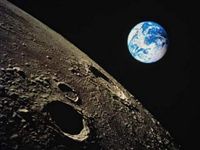 Астрономы нашли кислородные "следы" земной жизни на Луне