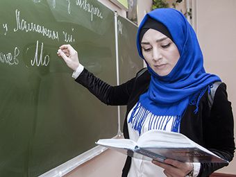Хиджабам найдут место в федеральном законе: СПЧ разрабатывает рекомендации по внешнему виду школьников