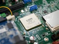 "Дочка" Ростеха поставила первые серверы с микропроцессором "Эльбрус" для госструктур