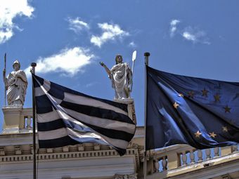 Греция уступила требованиям ЕС ради кредита