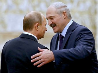 Временное единение. Путин и Лукашенко забыли разногласия на фоне теракта 