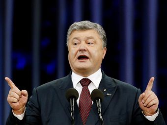Без перевода: как санкции Порошенко обернулись платежной блокадой для украинцев 