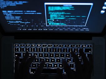 Как спастись от всемирной хакерской атаки?