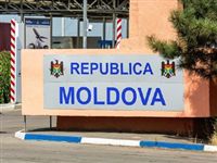 Молдавия, вопреки позиции президента, выслала из страны пятерых российских дипломатов