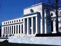 ФРС США вновь не стала снижать базовую ставку